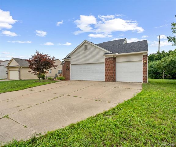 5864 Willow Ridge Drive, Ypsilanti, MI 48197