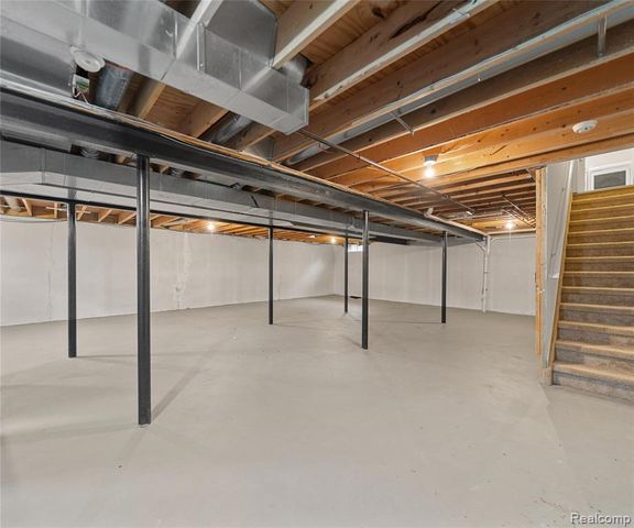 5864 Willow Ridge Drive, Ypsilanti, MI 48197