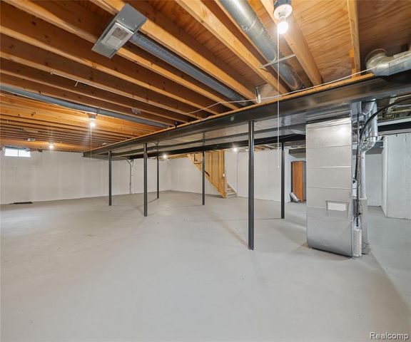 5864 Willow Ridge Drive, Ypsilanti, MI 48197