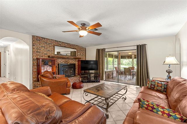 40 WINTERGREEN WAY, Ocala, FL 34482