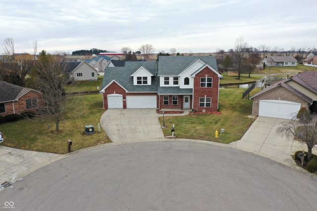 54 Spring Lake Court, Trafalgar, IN 46181