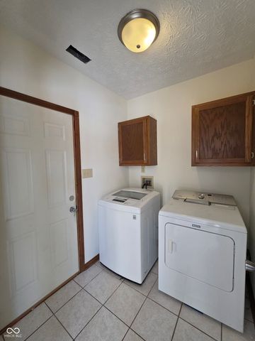 54 Spring Lake Court, Trafalgar, IN 46181