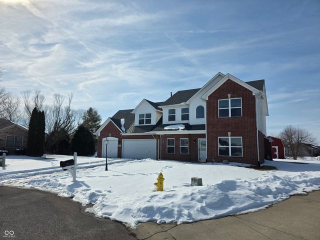 54 Spring Lake Court, Trafalgar, IN 46181