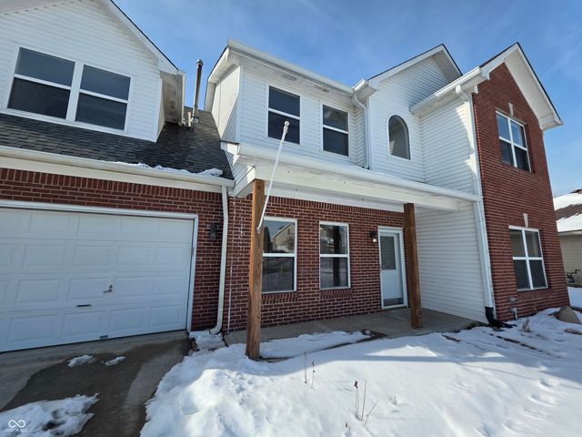 54 Spring Lake Court, Trafalgar, IN 46181