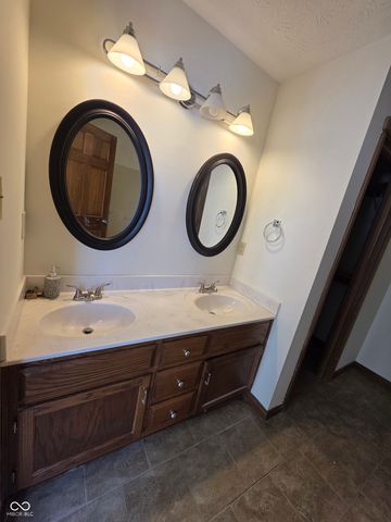 54 Spring Lake Court, Trafalgar, IN 46181