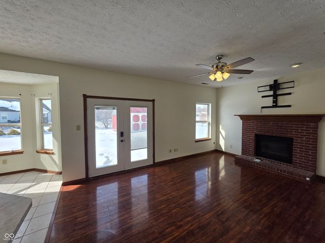 54 Spring Lake Court, Trafalgar, IN 46181