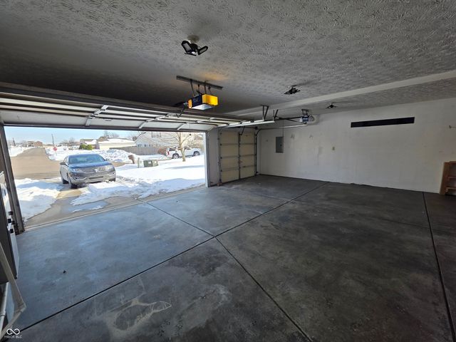 54 Spring Lake Court, Trafalgar, IN 46181