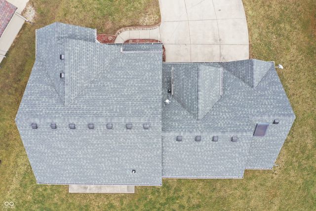 54 Spring Lake Court, Trafalgar, IN 46181