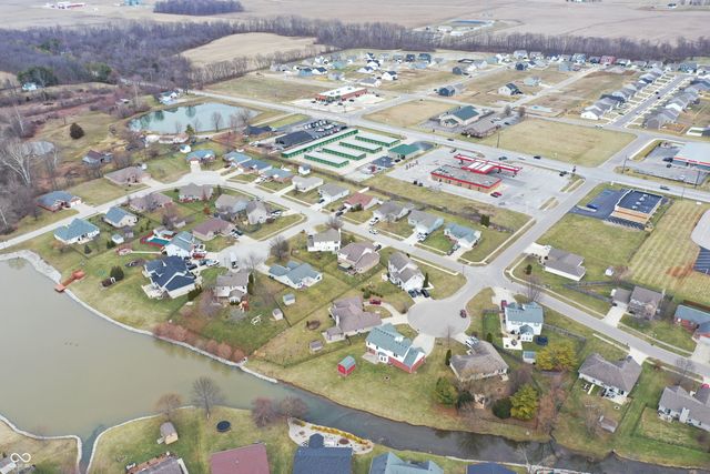 54 Spring Lake Court, Trafalgar, IN 46181