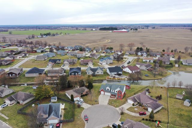 54 Spring Lake Court, Trafalgar, IN 46181