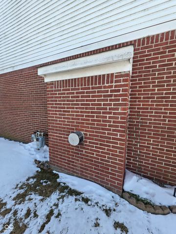 54 Spring Lake Court, Trafalgar, IN 46181