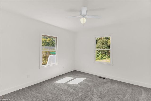3423 Summit Avenue, Greensboro, NC 27405