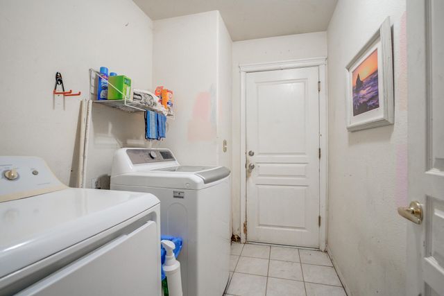 866 Fountain Circle, Redding, CA 96003