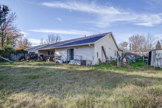 866 Fountain Circle, Redding, CA 96003