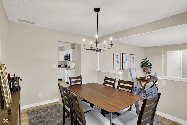 1426 Westwind Drive, Avon, IN 46123