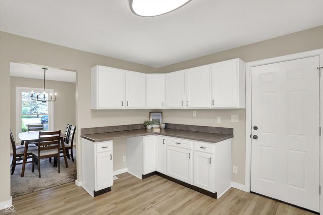 1426 Westwind Drive, Avon, IN 46123