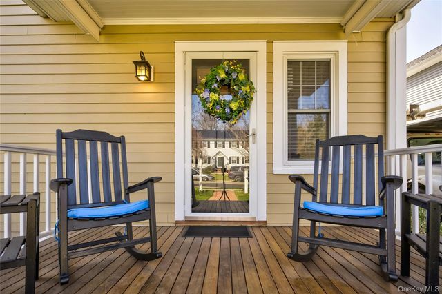 28 Lindbergh Street, Locust Valley, NY 11560