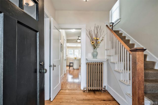 28 Lindbergh Street, Locust Valley, NY 11560