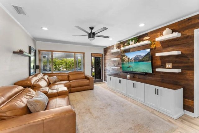 2784 Havasupai Avenue, San Diego, CA 92117