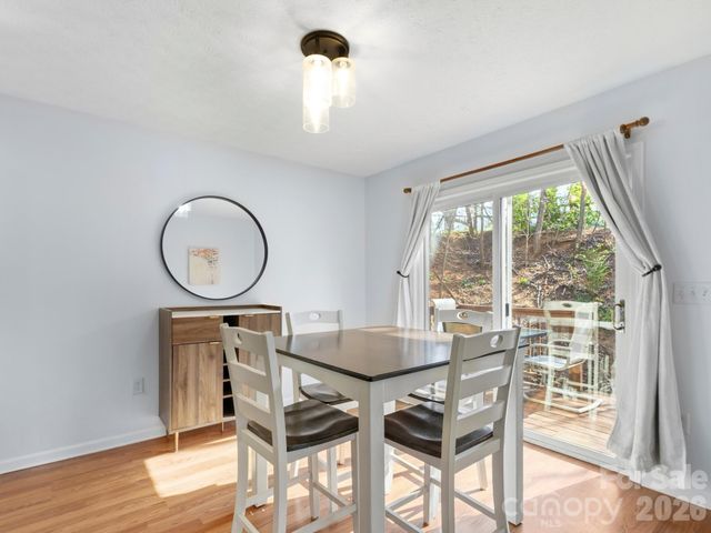 1 Mosers Place, Candler, NC 28715