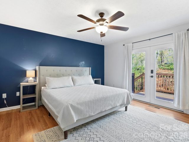 1 Mosers Place, Candler, NC 28715