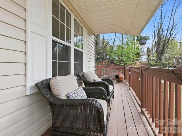 1 Mosers Place, Candler, NC 28715