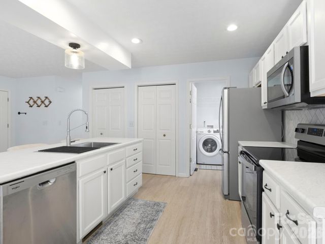 1 Mosers Place, Candler, NC 28715