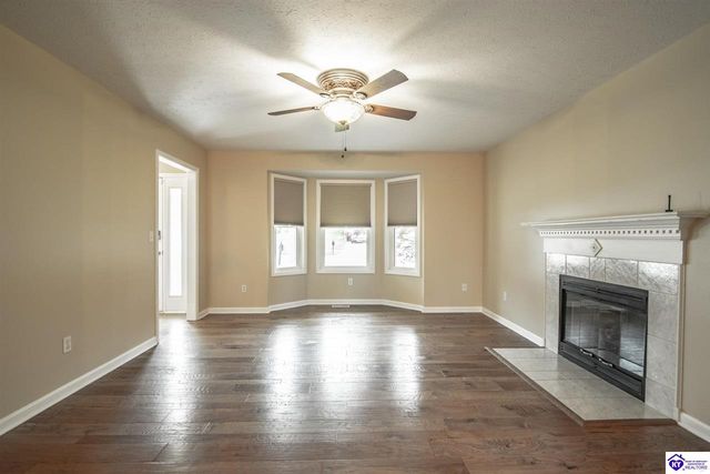 2528 Shadow Creek Lane, Elizabethtown, KY 42701