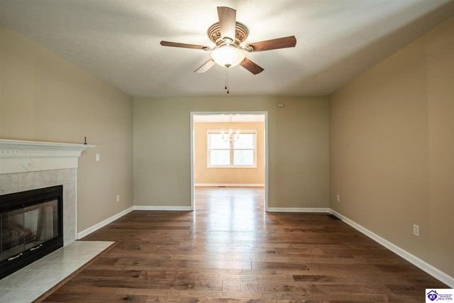 2528 Shadow Creek Lane, Elizabethtown, KY 42701