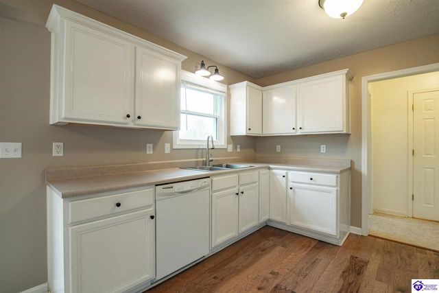 2528 Shadow Creek Lane, Elizabethtown, KY 42701