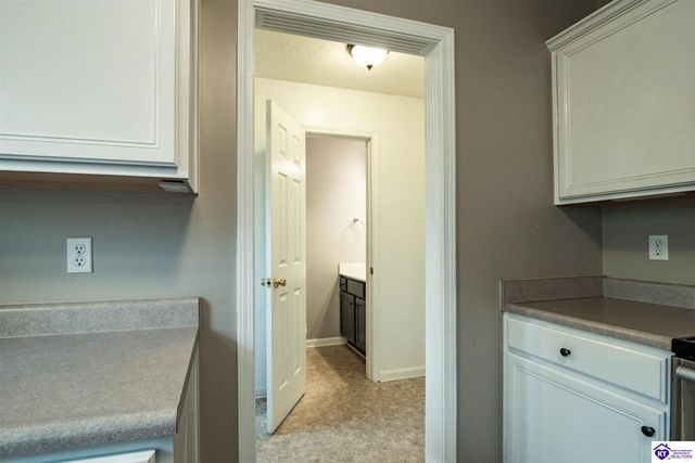 2528 Shadow Creek Lane, Elizabethtown, KY 42701