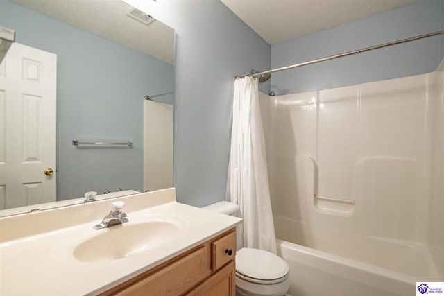 2528 Shadow Creek Lane, Elizabethtown, KY 42701