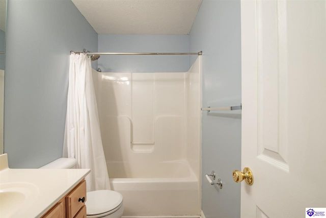 2528 Shadow Creek Lane, Elizabethtown, KY 42701
