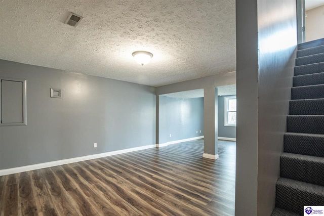 2528 Shadow Creek Lane, Elizabethtown, KY 42701