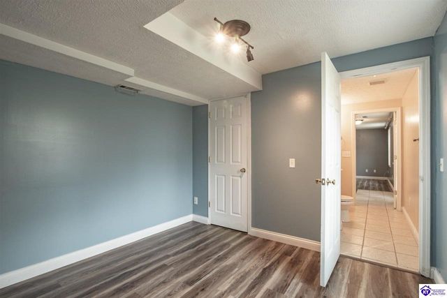 2528 Shadow Creek Lane, Elizabethtown, KY 42701