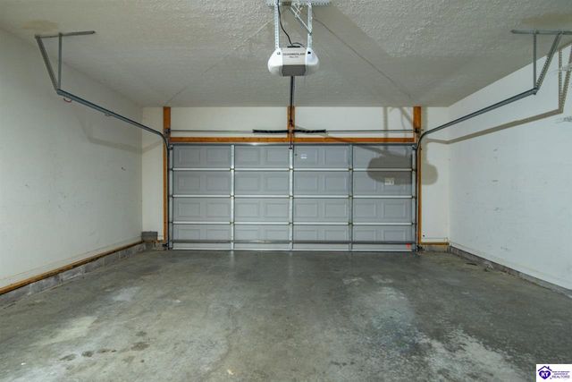 2528 Shadow Creek Lane, Elizabethtown, KY 42701
