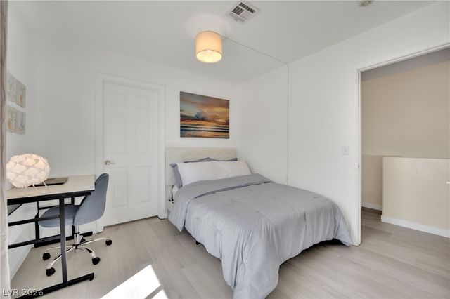 3758 White Peppermint Drive, Las Vegas, NV 89147