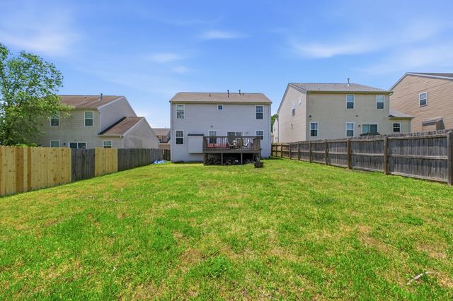 657 Wolfeboro Ln, Nashville, TN 37221