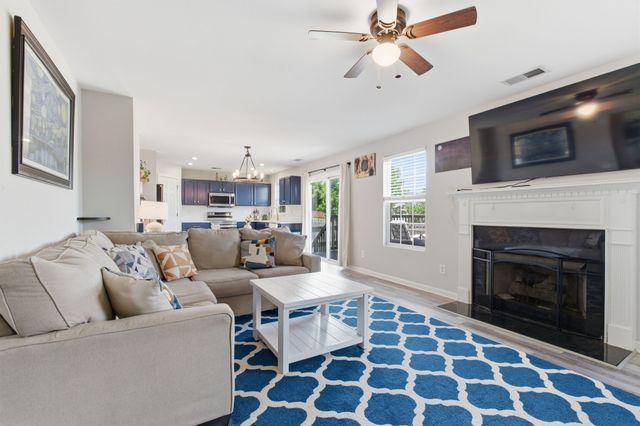 657 Wolfeboro Ln, Nashville, TN 37221