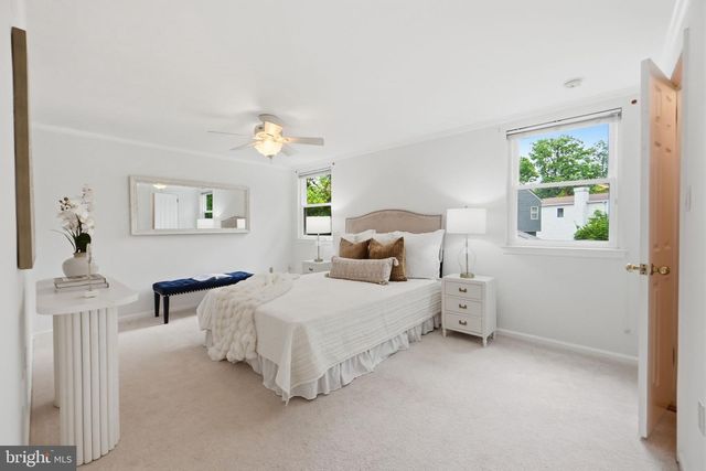 2023 FREEDOM LN, Falls Church, VA 22043
