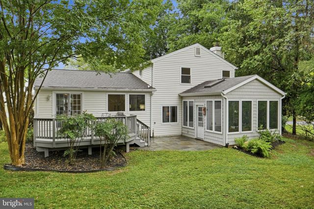 2023 FREEDOM LN, Falls Church, VA 22043