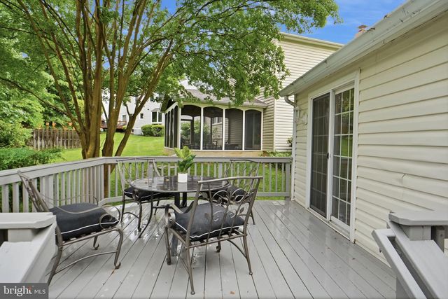 2023 FREEDOM LN, Falls Church, VA 22043