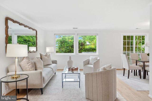 2023 FREEDOM LN, Falls Church, VA 22043