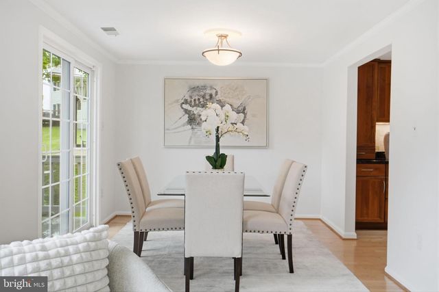 2023 FREEDOM LN, Falls Church, VA 22043