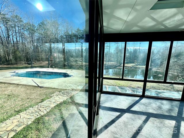 100 Steffey Lane, Taylorsville, NC 28681