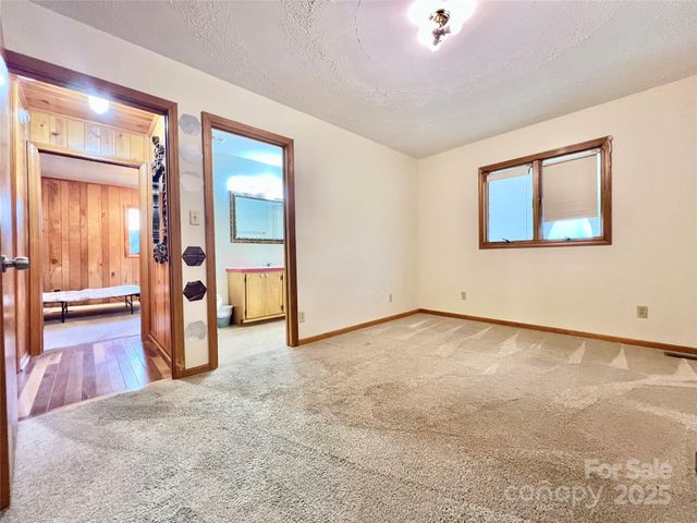 100 Steffey Lane, Taylorsville, NC 28681