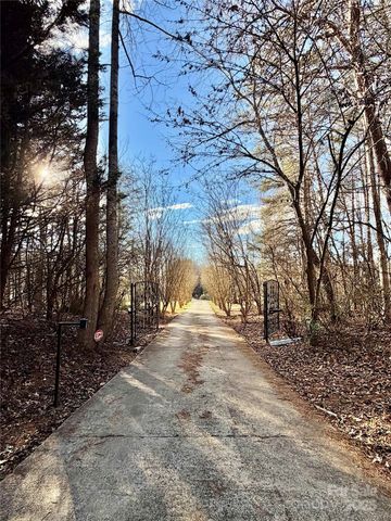 100 Steffey Lane, Taylorsville, NC 28681