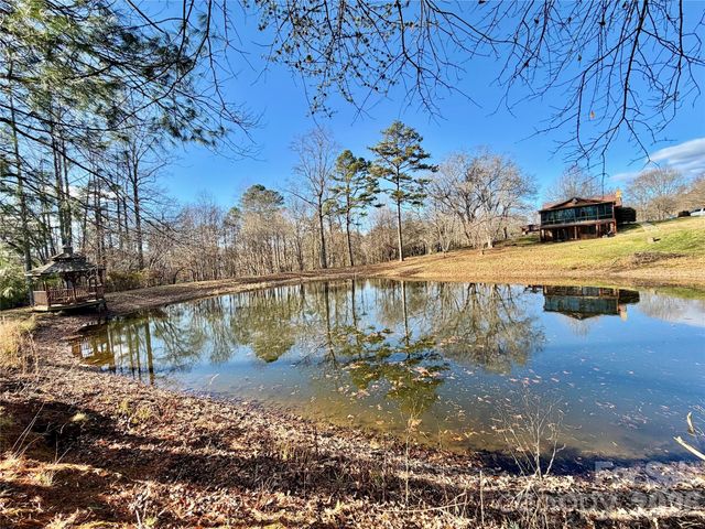 100 Steffey Lane, Taylorsville, NC 28681