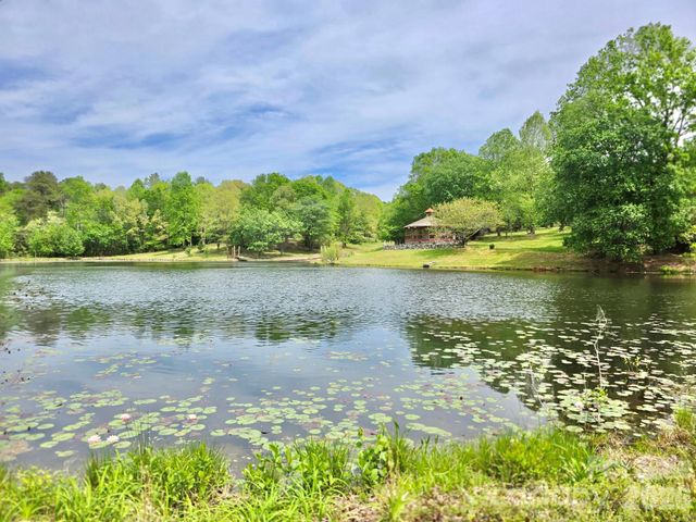 100 Steffey Lane, Taylorsville, NC 28681