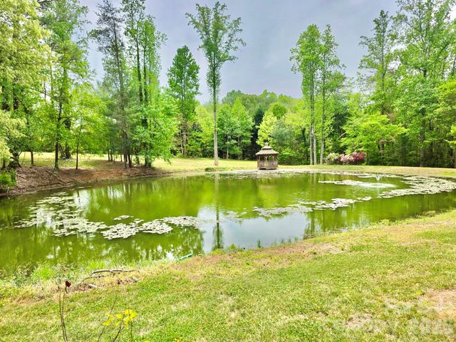 100 Steffey Lane, Taylorsville, NC 28681